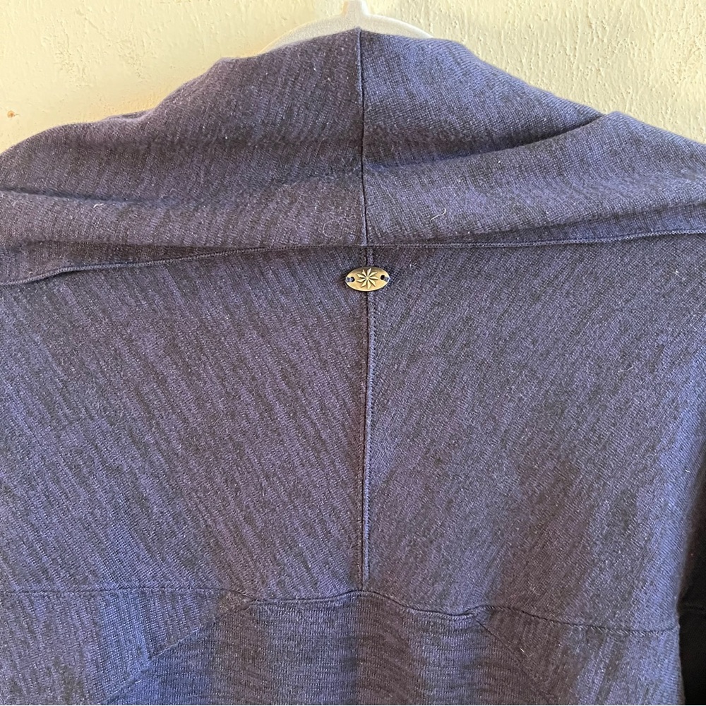 Athleta Sweater Nirvana Wear Two Ways Wrap Cardigan in Navy Blue Sz M EUC - Picture 9 of 13
